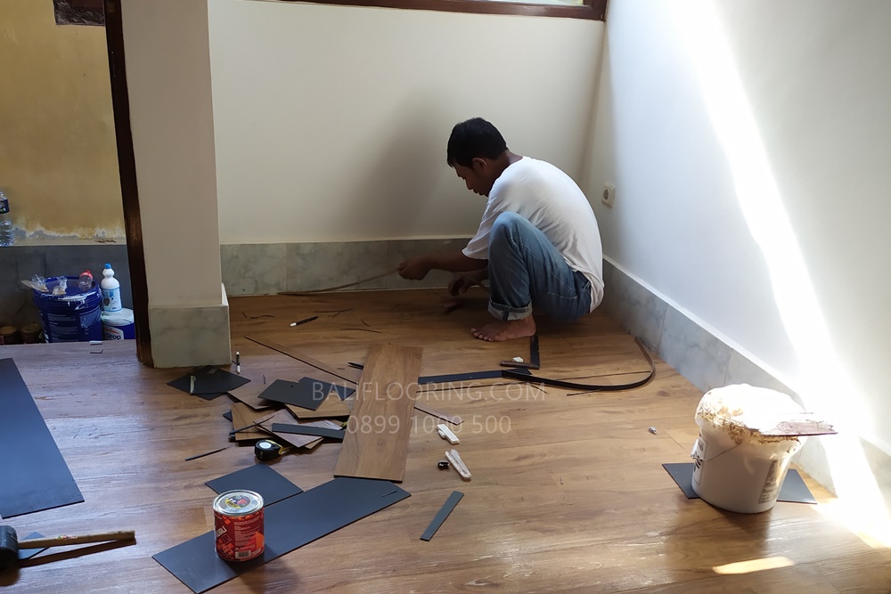 Jasa Pemasangan vinyl lantai di Bali